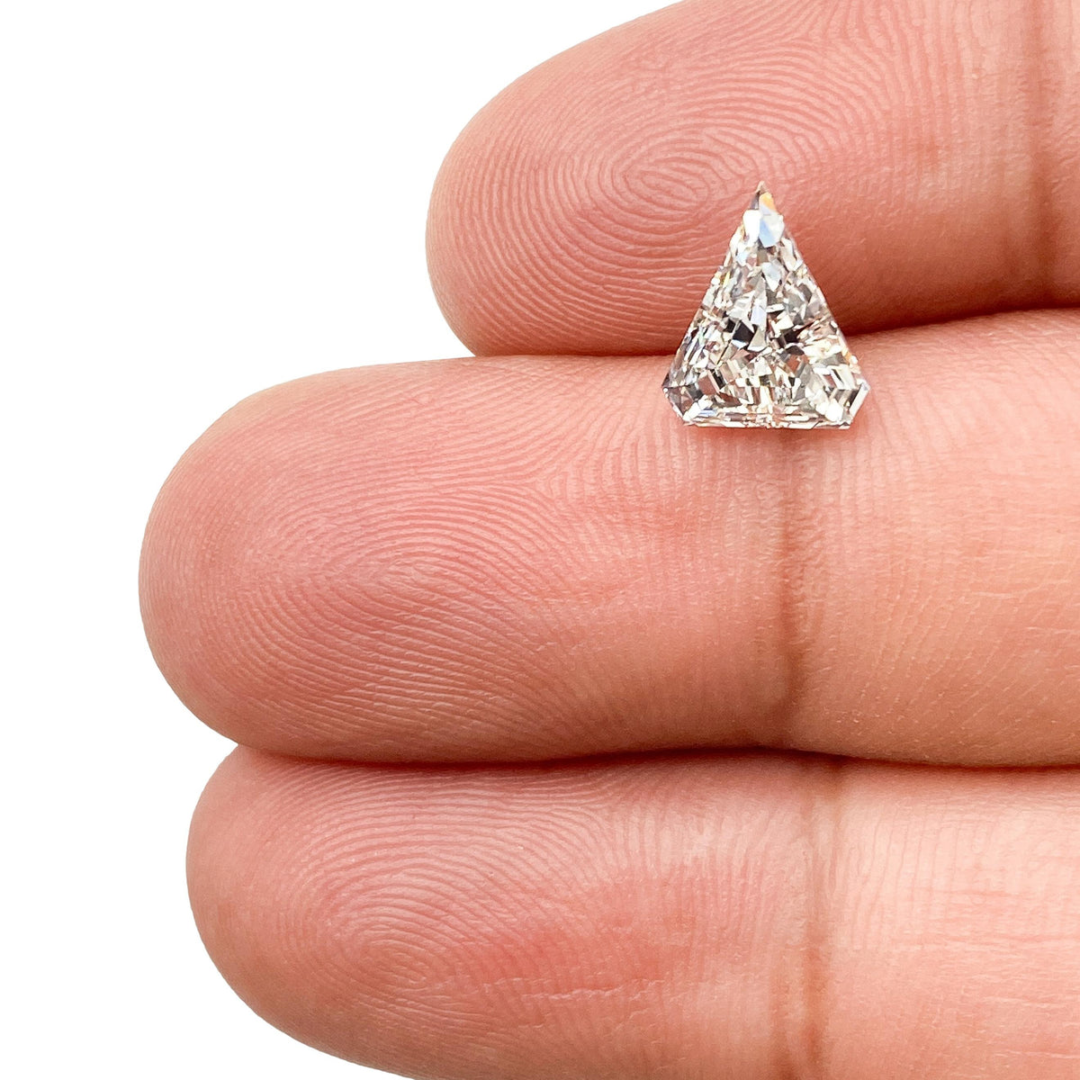 2.01ct | E/VS1 Shield Shape Step Cut Lab Diamond (IGI)-LITHOS Diamond