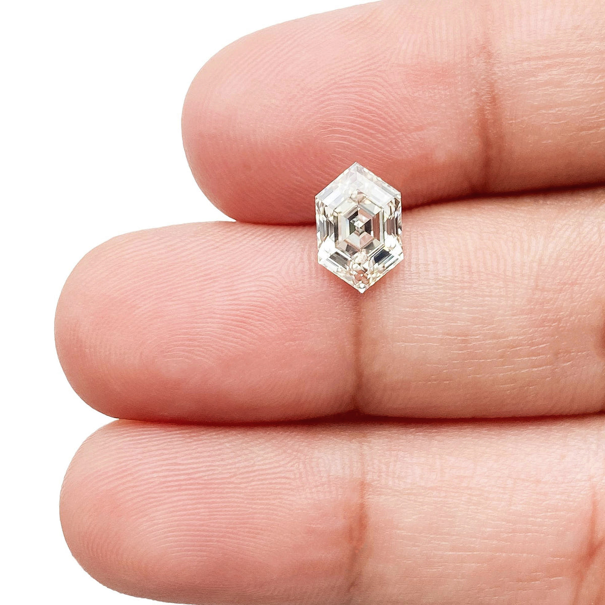 1.36ct | I/VVS2 Hexagon Shape Step Cut Lab Diamond (IGI)-LITHOS Diamond