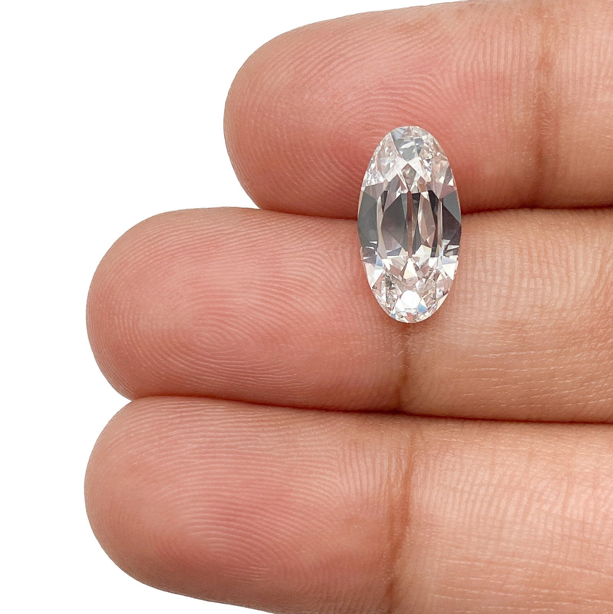 2.57ct | F/VVS2 Oval Shape Old Mine Cut Lab Diamond (IGI)-LITHOS Diamond