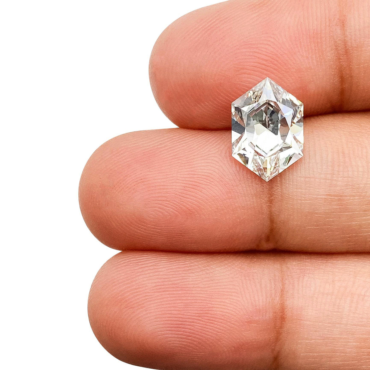 2.49ct | F/VS2 Hexagon Shape Brilliant Cut Lab Diamond (IGI)