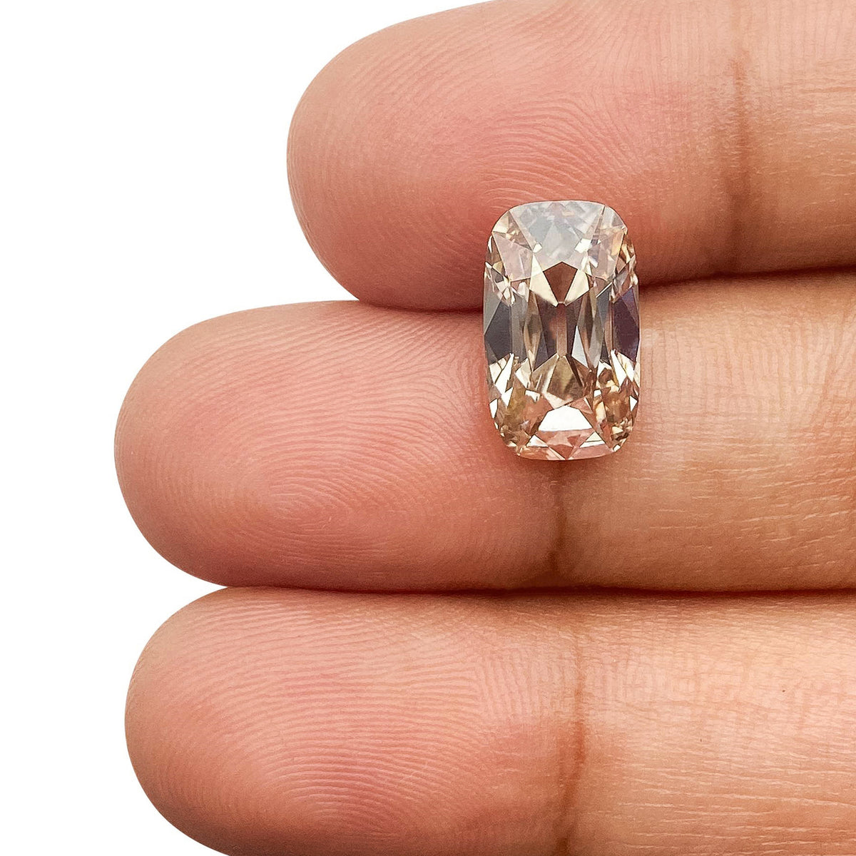 3.13ct | Q-R/VS2 Champagne Cushion Shape Old Mine Cut Lab Diamond (IGI)-LITHOS Diamond