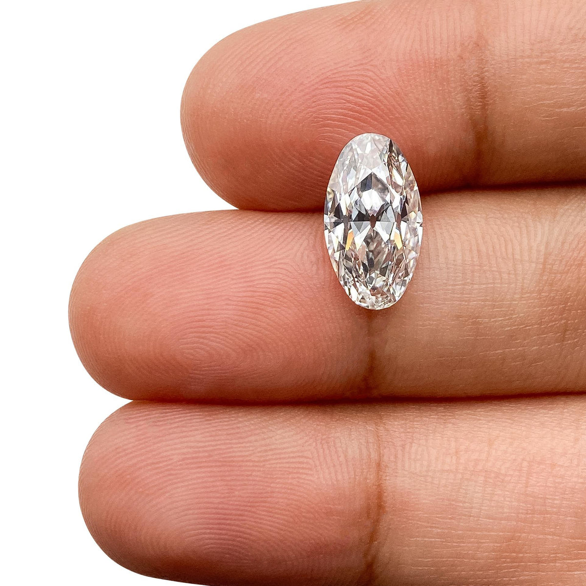 2.40ct | F/VVS2 Oval Shape Old Mine Cut Lab Diamond (IGI)-LITHOS Diamond