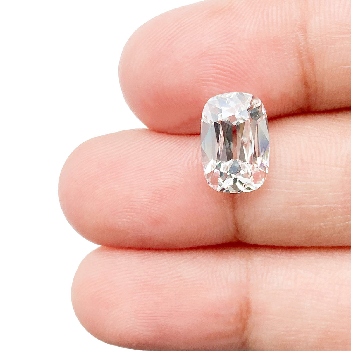 3.29ct | F/VVS2 Cushion Shape Old Mine Cut Lab Diamond (IGI)