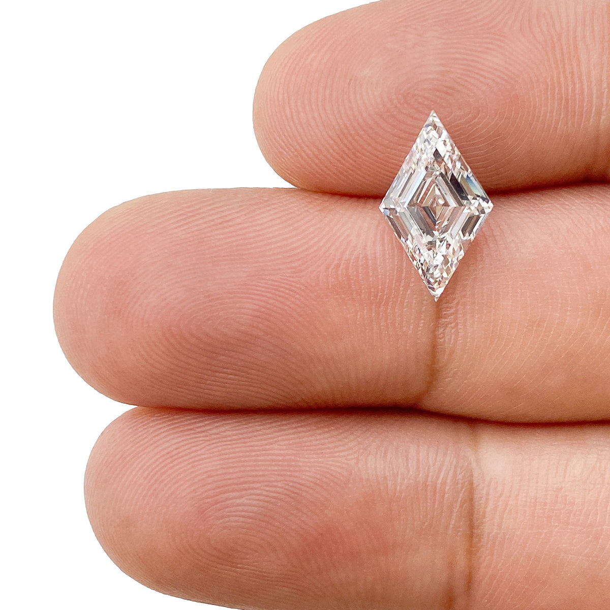 2.04ct | E/VS1 Lozenge Shape Step Cut Lab Diamond (IGI)-LITHOS Diamond