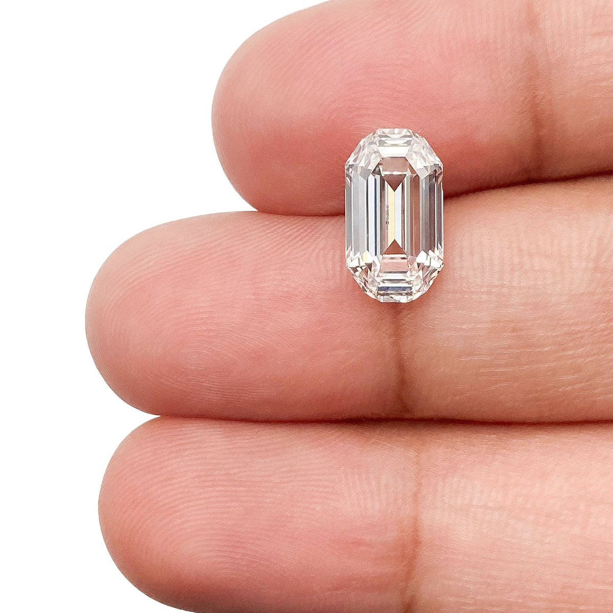 2.31ct | E/VS1 Octagon Shape Step Cut Lab Diamond (IGI)-LITHOS Diamond