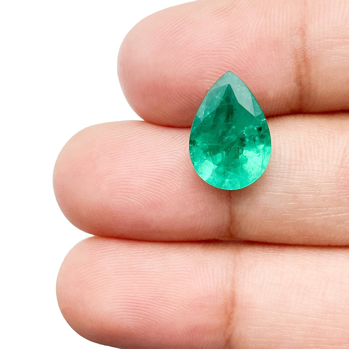 3.22ct | Brilliant Cut Pear Shape Lab Emerald