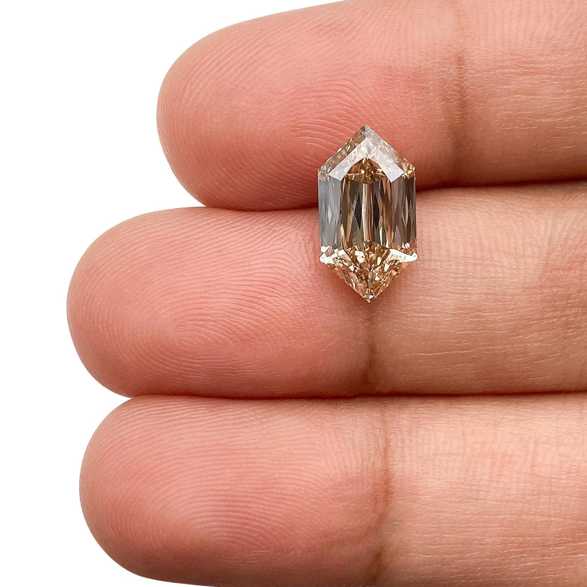 2.66ct | S-T/VS1 Hexagon Shape Lattice Cut Lab Diamond (IGI)