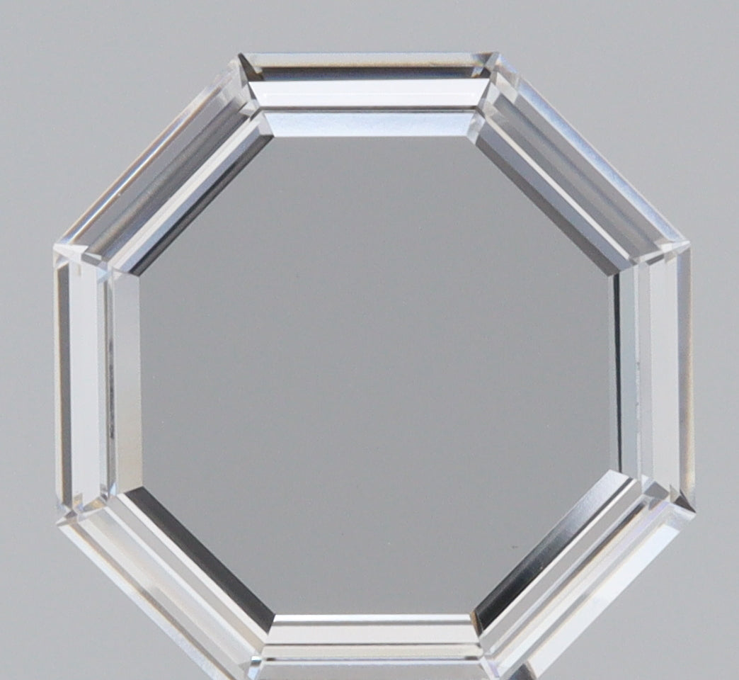 2.69ct | E/VVS2 Octagon Shape Portrait Cut Lab Diamond (IGI)-LITHOS Diamond