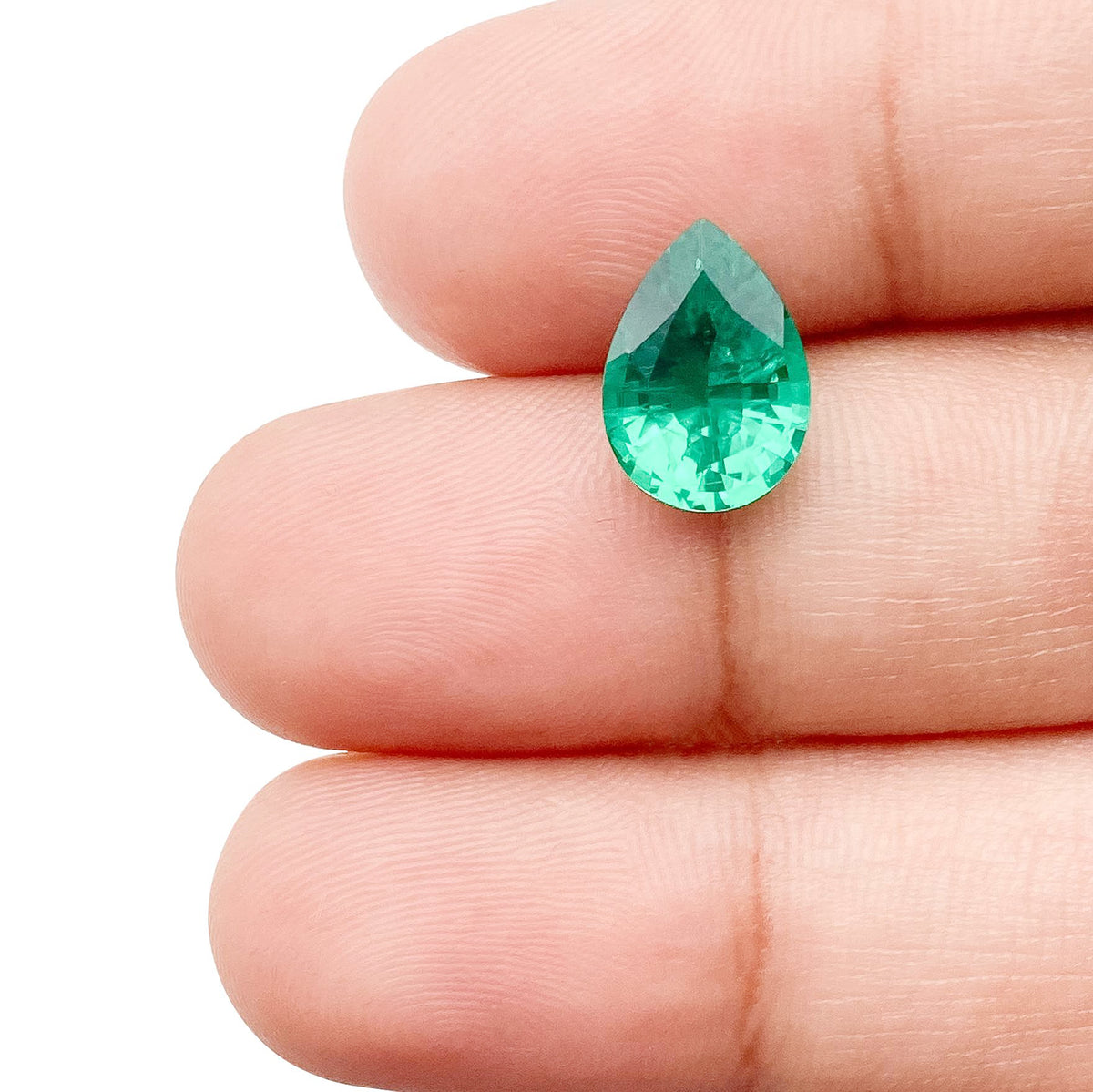 2.22ct | Brilliant Cut Pear Shape Lab Emerald