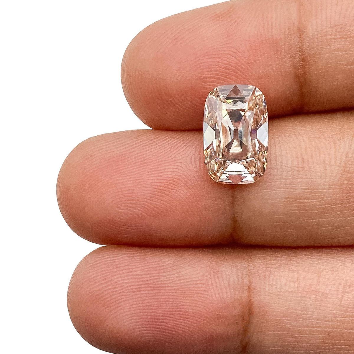 3.11ct | M/VVS2 Champagne Cushion Shape Old Mine Cut Lab Diamond (IGI)-LITHOS Diamond