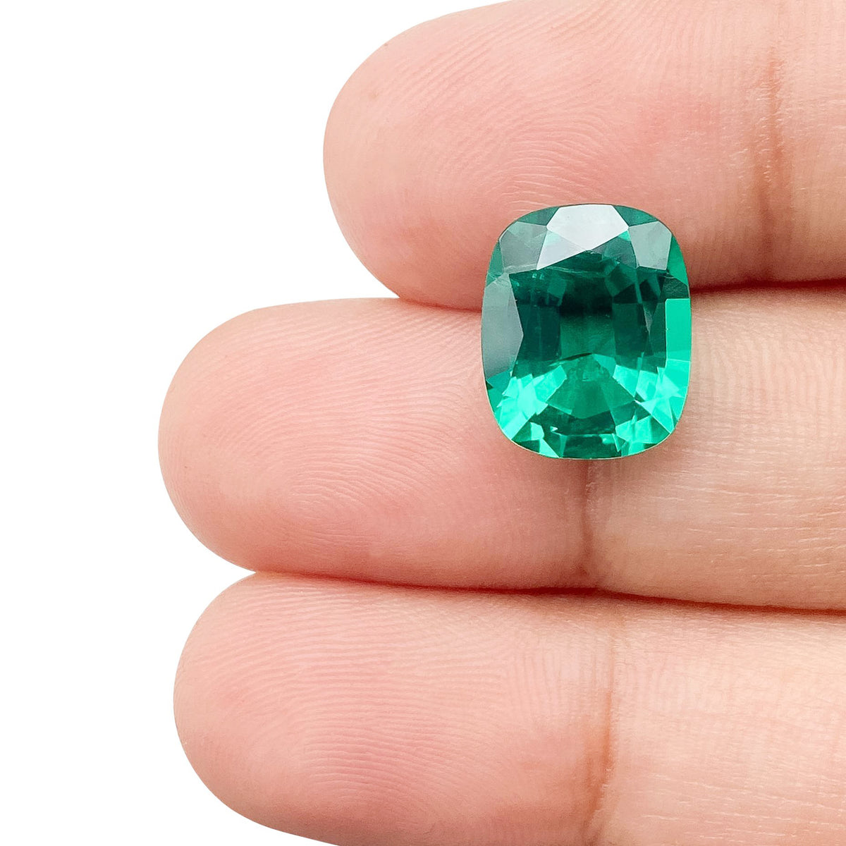 3.98ct | Brilliant Cut Cushion Shape Lab Emerald