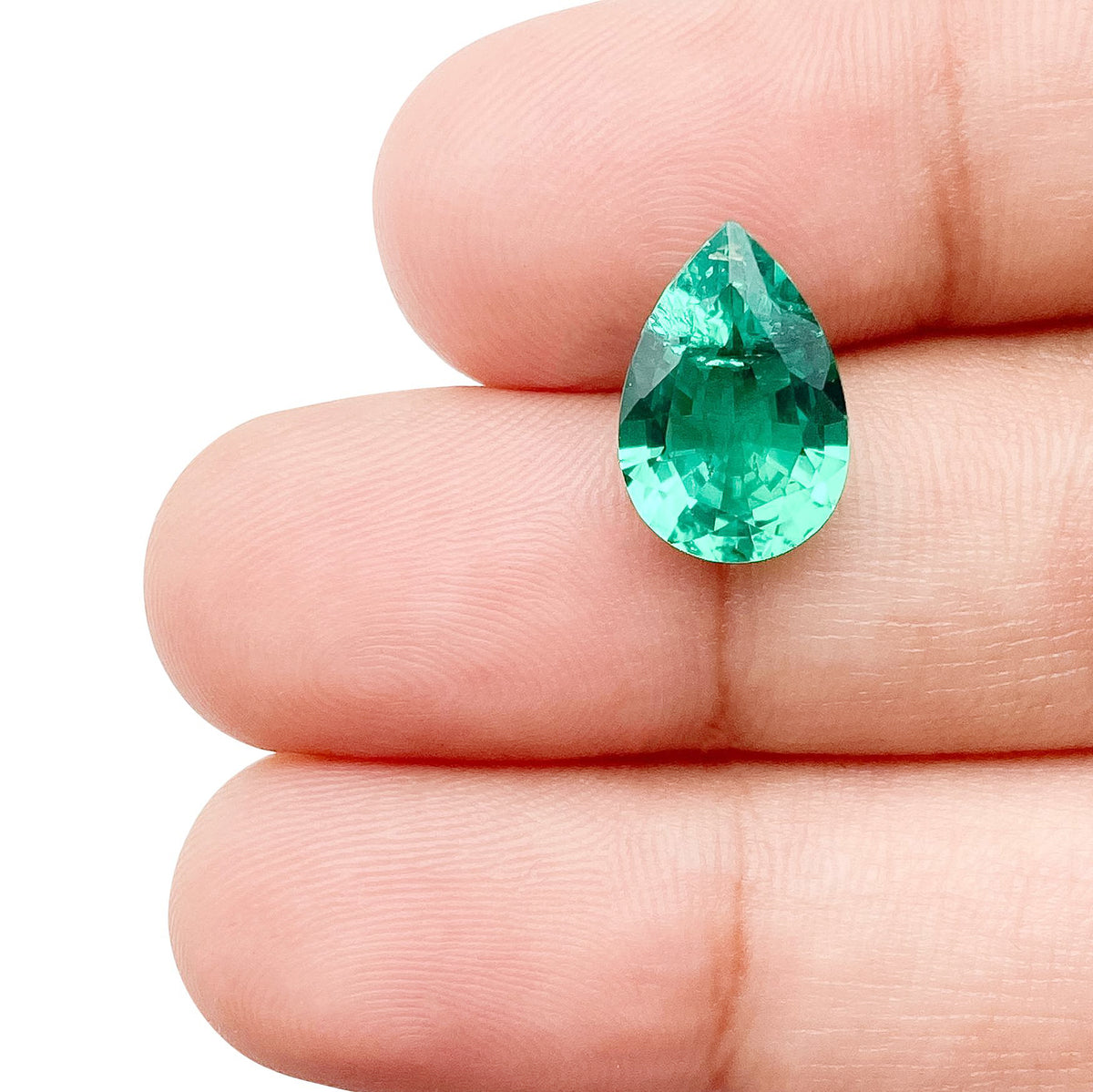 2.74ct | Brilliant Cut Pear Shape Lab Emerald