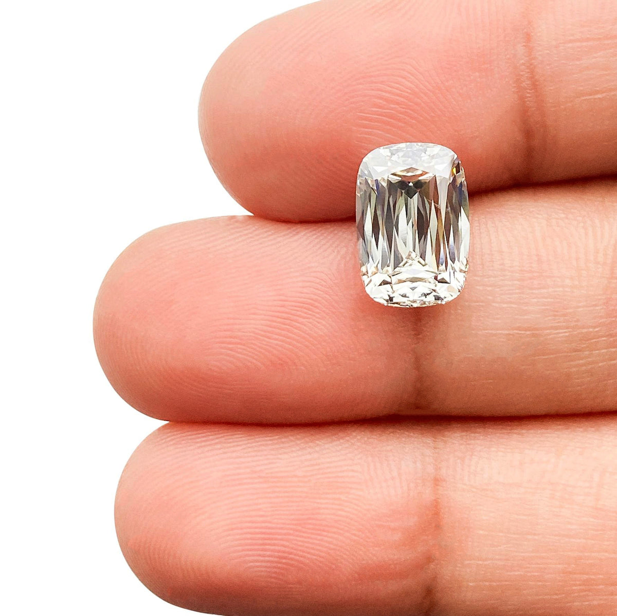 2.95ct | H/VS1 Cushion Shape Lattice Cut Lab Diamond (IGI)