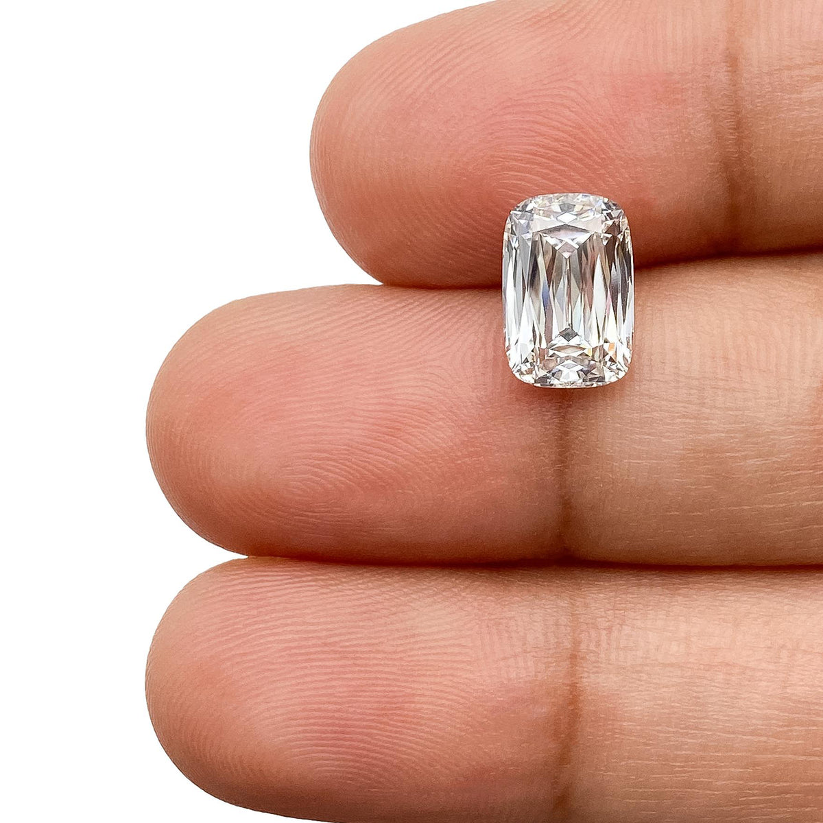 2.28ct | H/VS1 Cushion Shape Lattice Cut Lab Diamond (IGI)