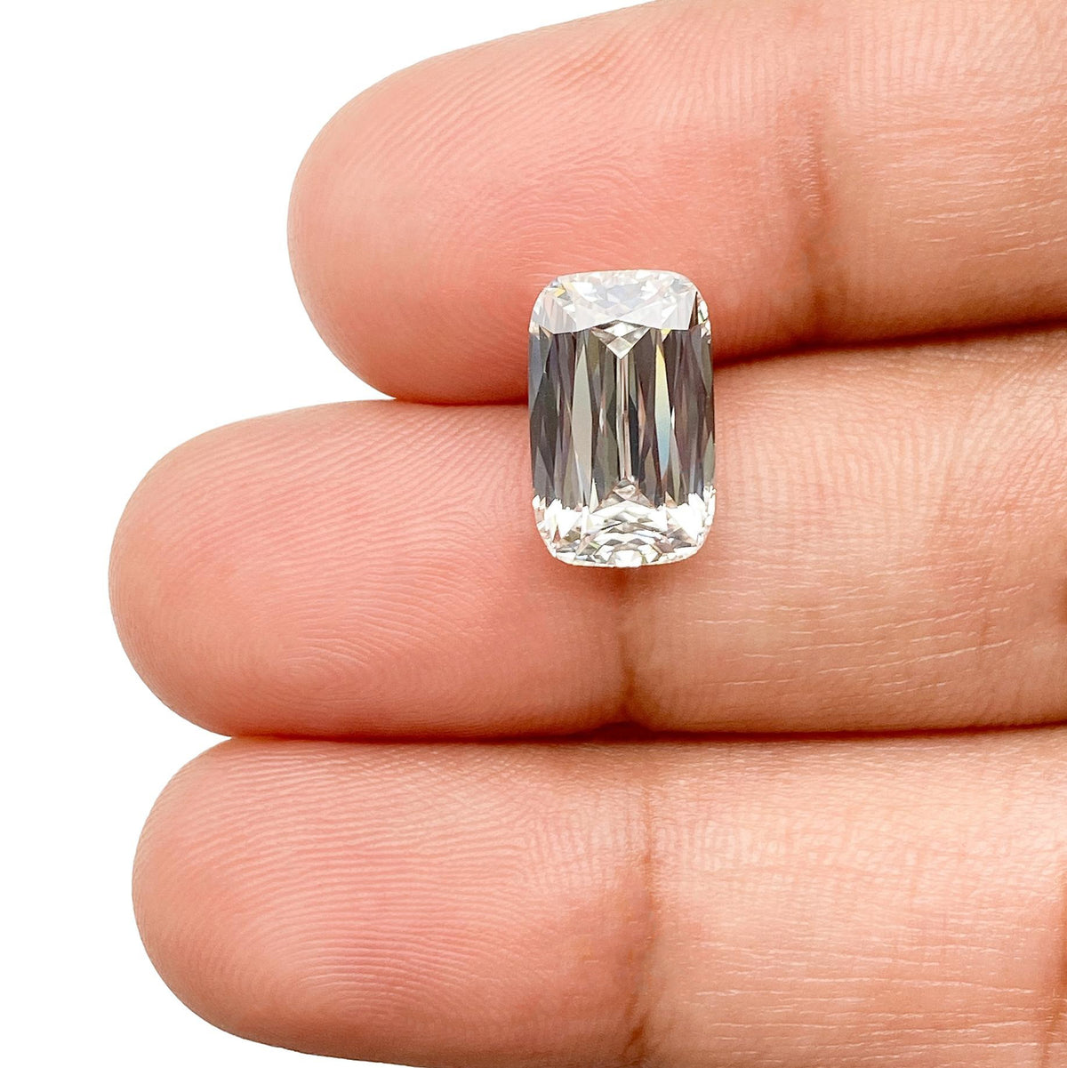 3.19ct | F/VVS2 Cushion Shape Lattice Cut Lab Diamond (IGI)