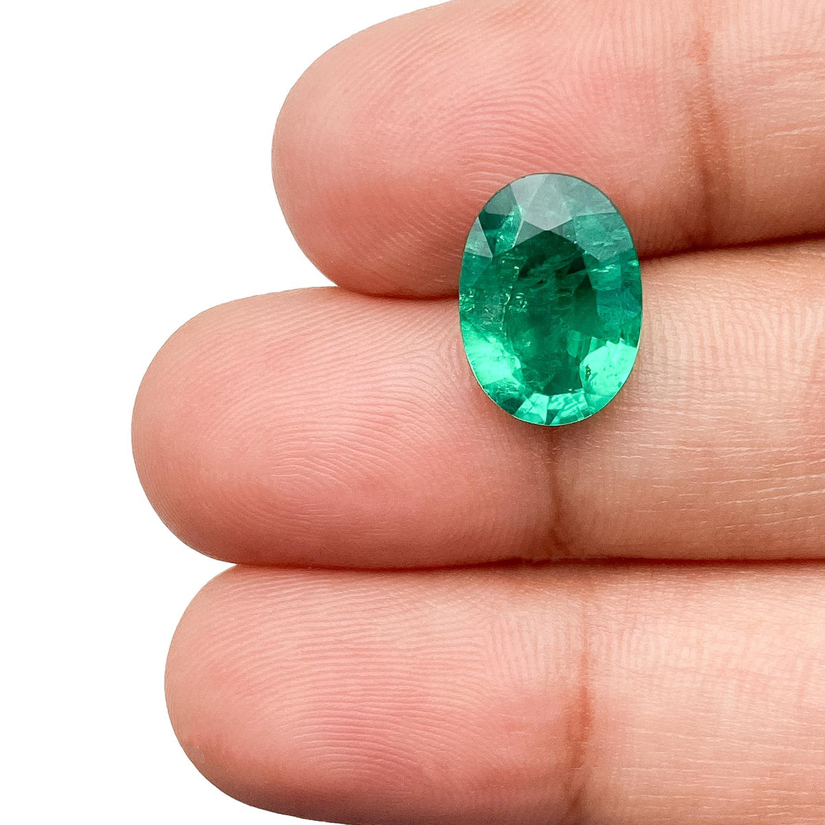 2.92ct | Brilliant Cut Oval Shape Lab Emerald