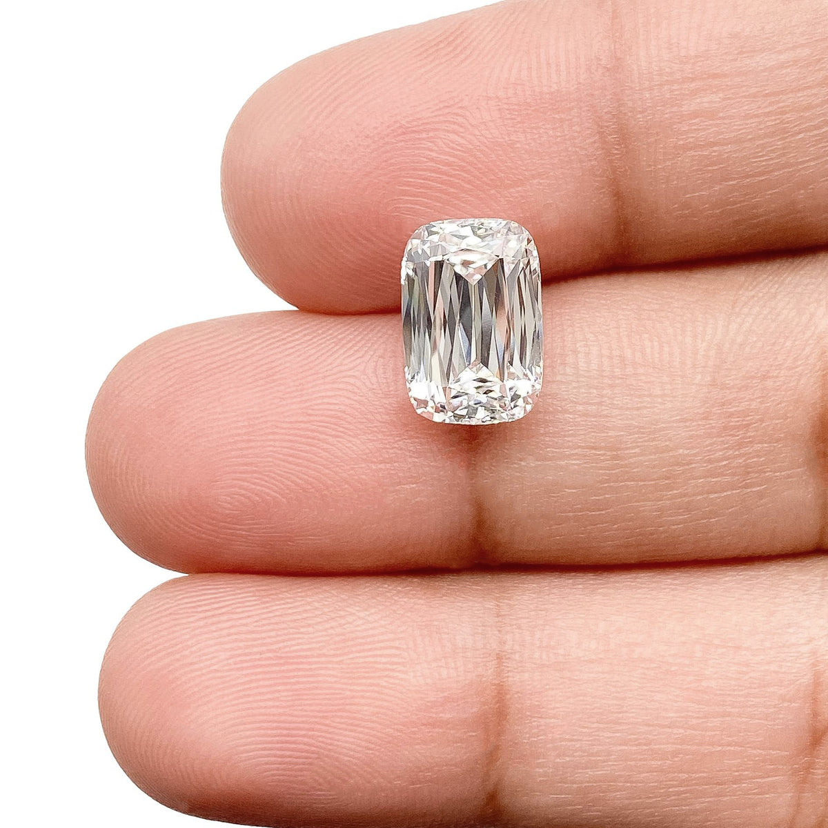 3.15ct | E/VVS2 Cushion Shape Lattice Cut Lab Diamond (IGI)