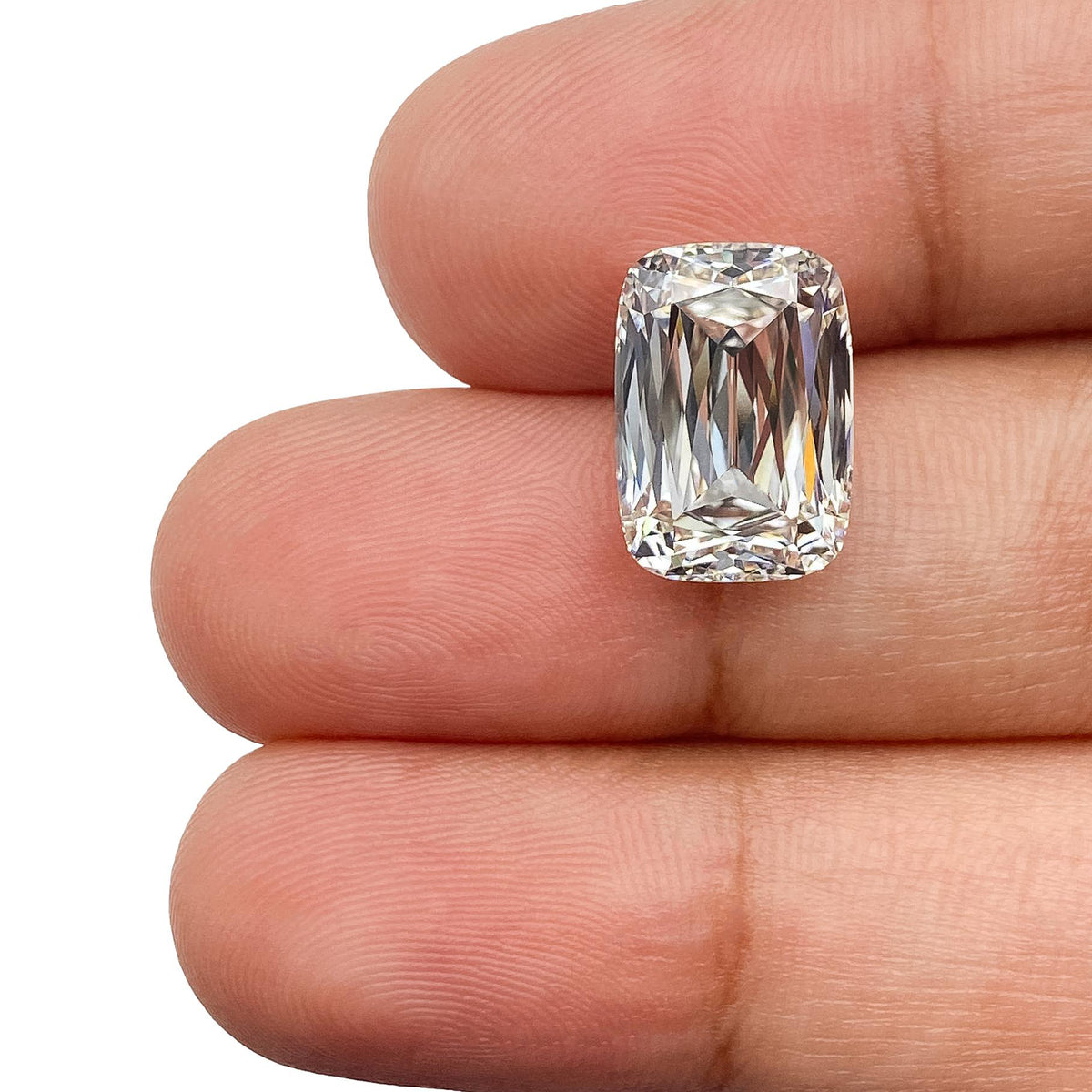 5.46ct | H/VS1 Cushion Shape Lattice Cut Lab Diamond (IGI)