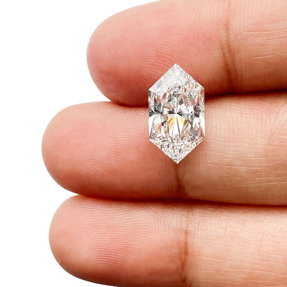 3.55ct | E/VVS2 Hexagon Shape Brilliant Cut Lab Diamond (IGI)