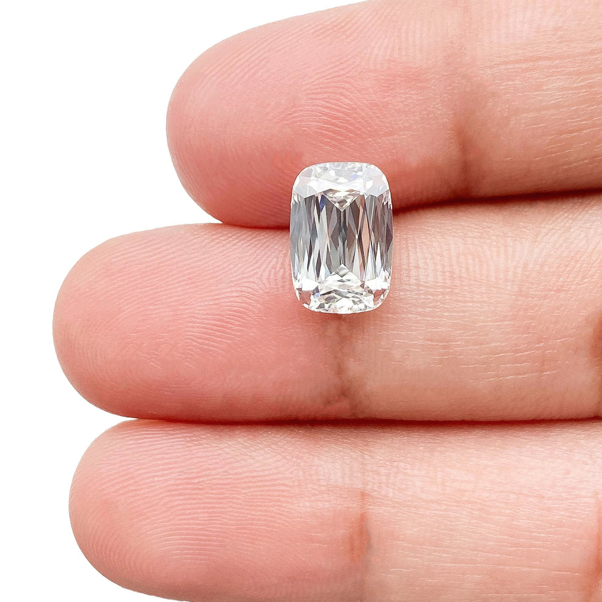 2.76ct | G/VS2 Cushion Shape Lattice Cut Lab Diamond (IGI)