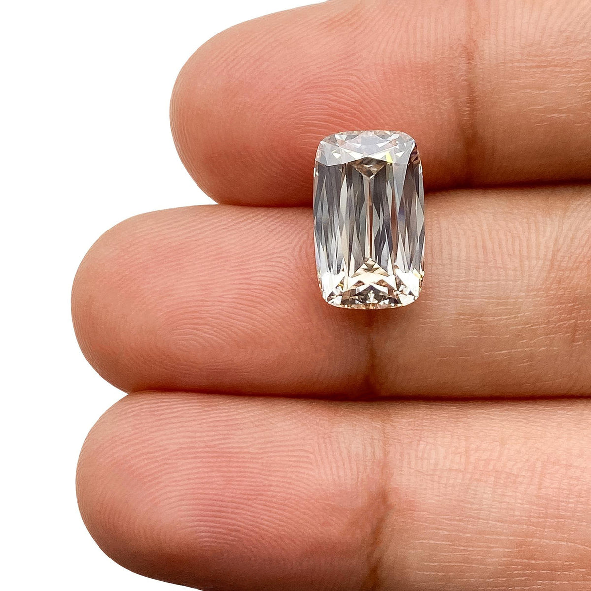 3.96ct | Q-R/VS1 Champagne Cushion Shape Lattice Cut Lab Diamond (IGI)-LITHOS Diamond