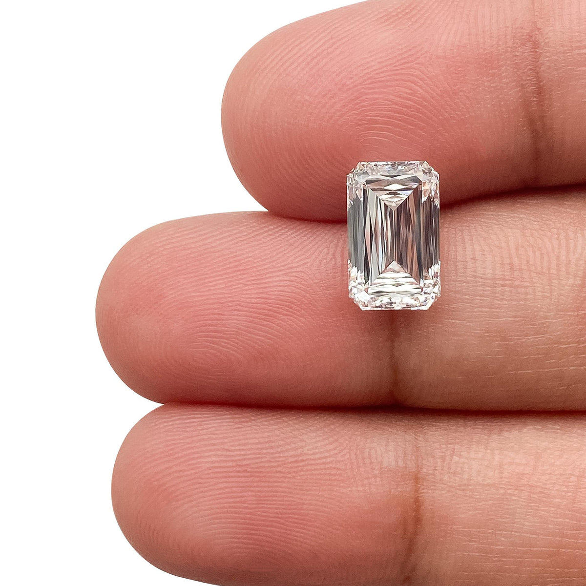 2.28ct | F/VVS2 Emerald Shape Lattice Cut Lab Diamond (IGI)
