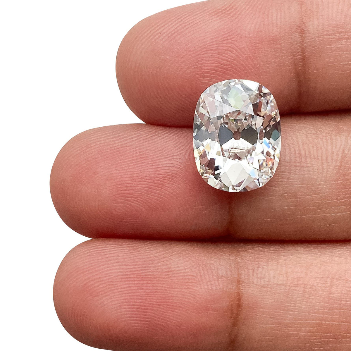 5.52ct | F/VS1 Cushion Shape Old Mine Cut Lab Diamond (IGI)