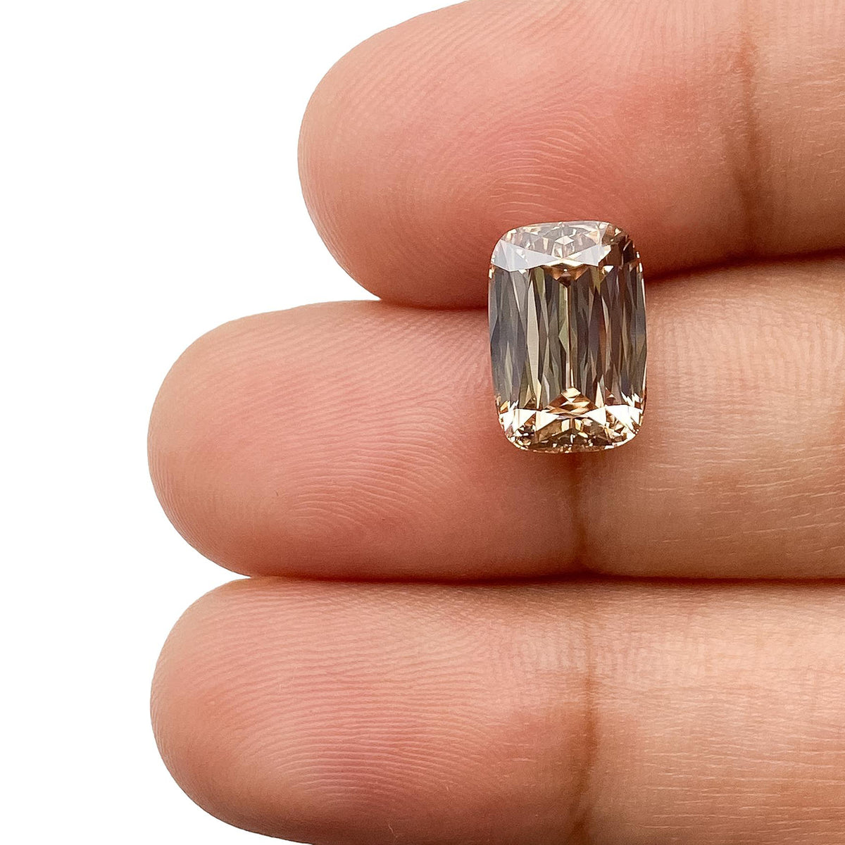 3.14ct | Light Brown/VVS2 Champagne Cushion Shape Lattice Cut Lab Diamond (IGI)-LITHOS Diamond