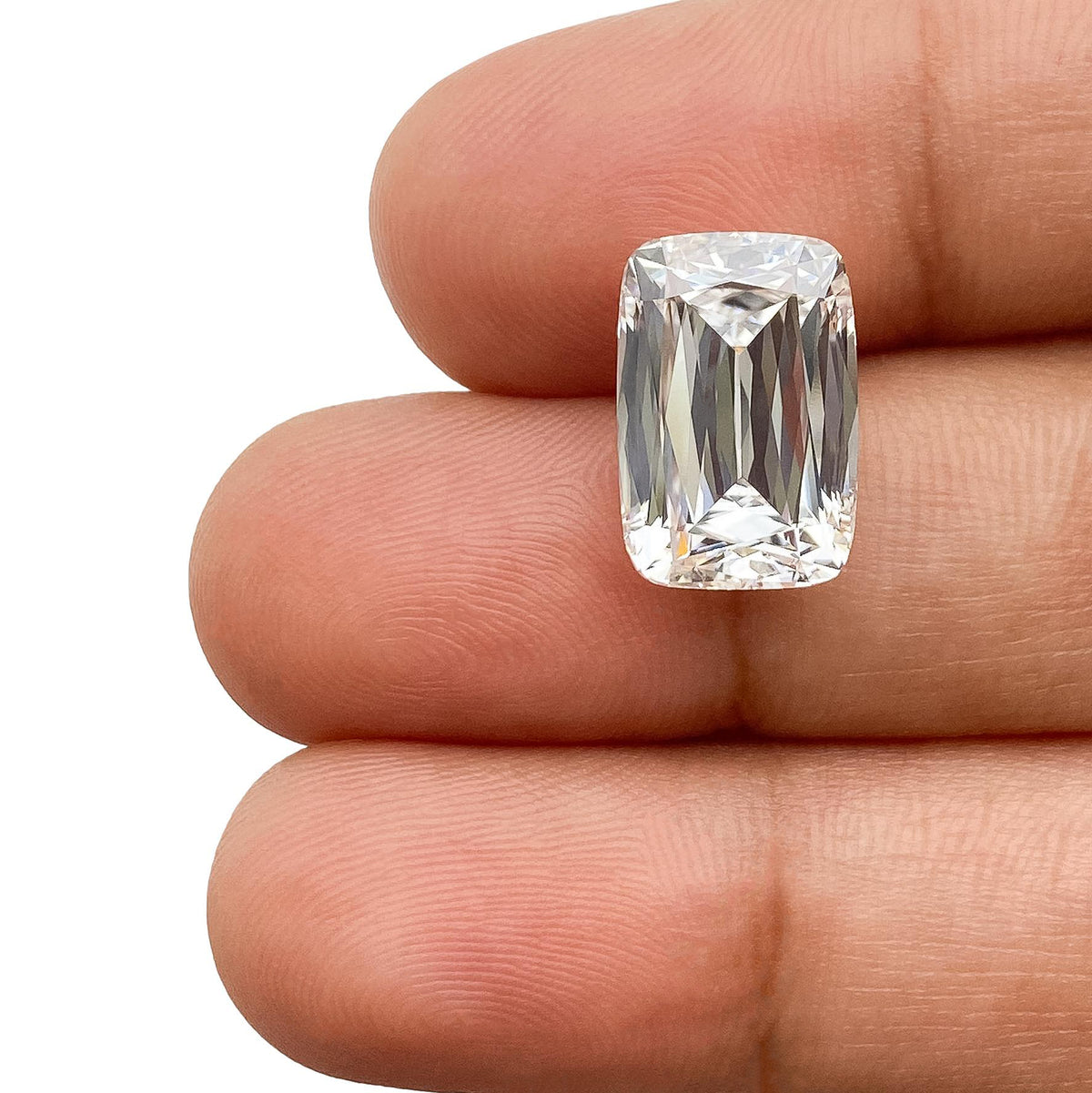5.55ct | G/VVS2 Cushion Shape Lattice Cut Lab Diamond (IGI)