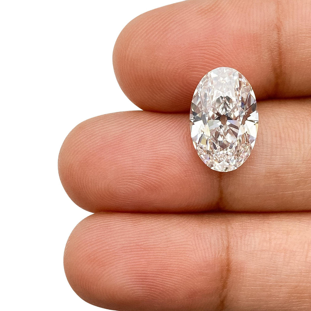 4.38ct | E/VVS2 Oval Shape Old Mine Cut Lab Diamond (IGI)