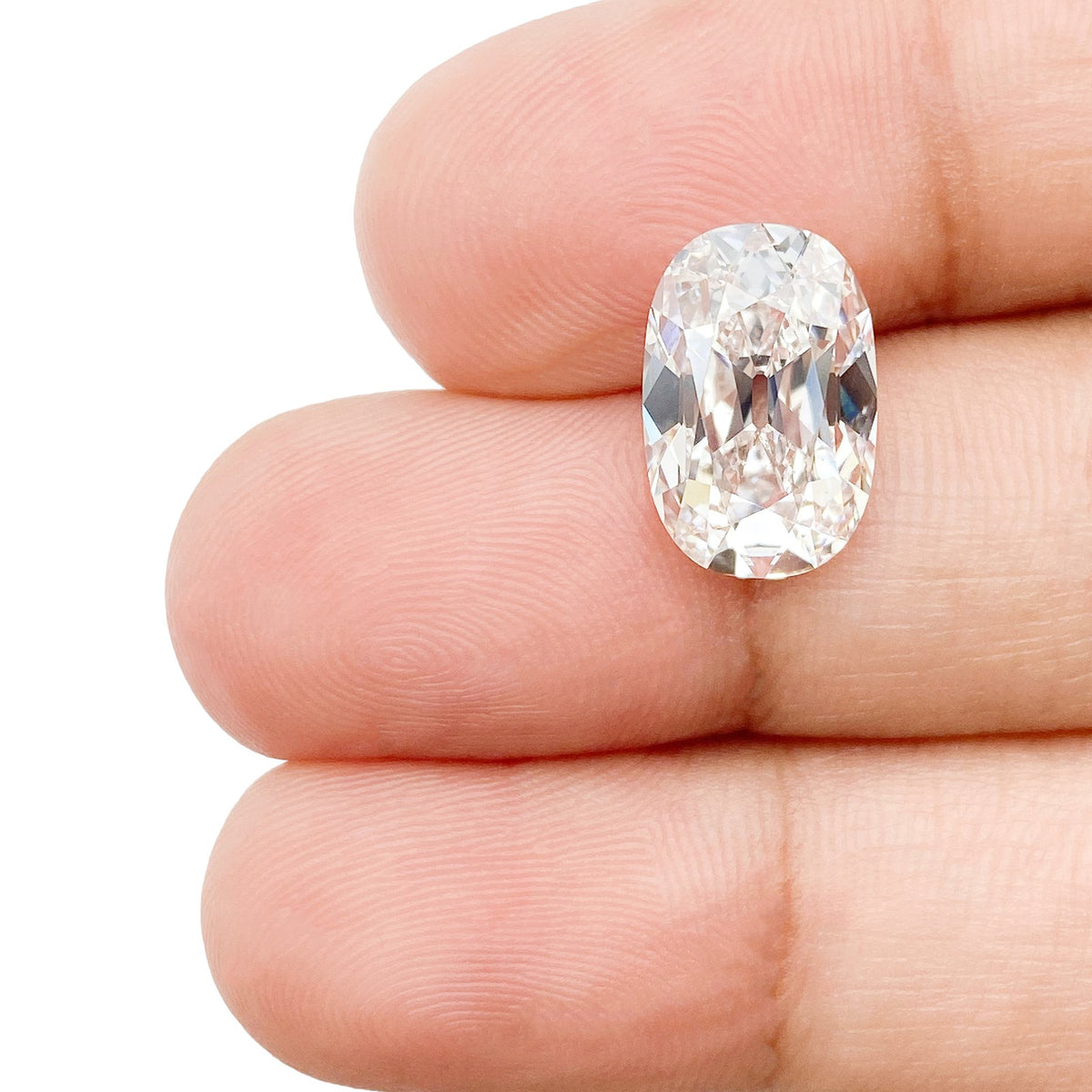 4.11ct | E/VS2 Antique Cushion Shape Old Mine Cut Lab Diamond (IGI)-LITHOS Diamond