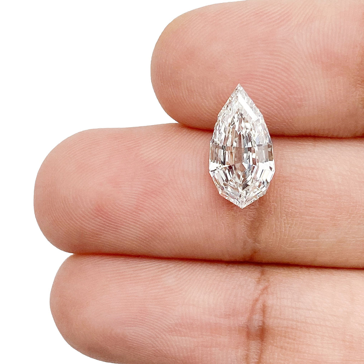 2.51ct | E/VS1 Pear Shape Step Cut Lab Diamond (IGI)