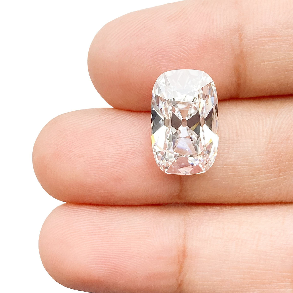 5.95ct | E/VS1 Cushion Shape Old Mine Cut Lab Diamond (IGI)