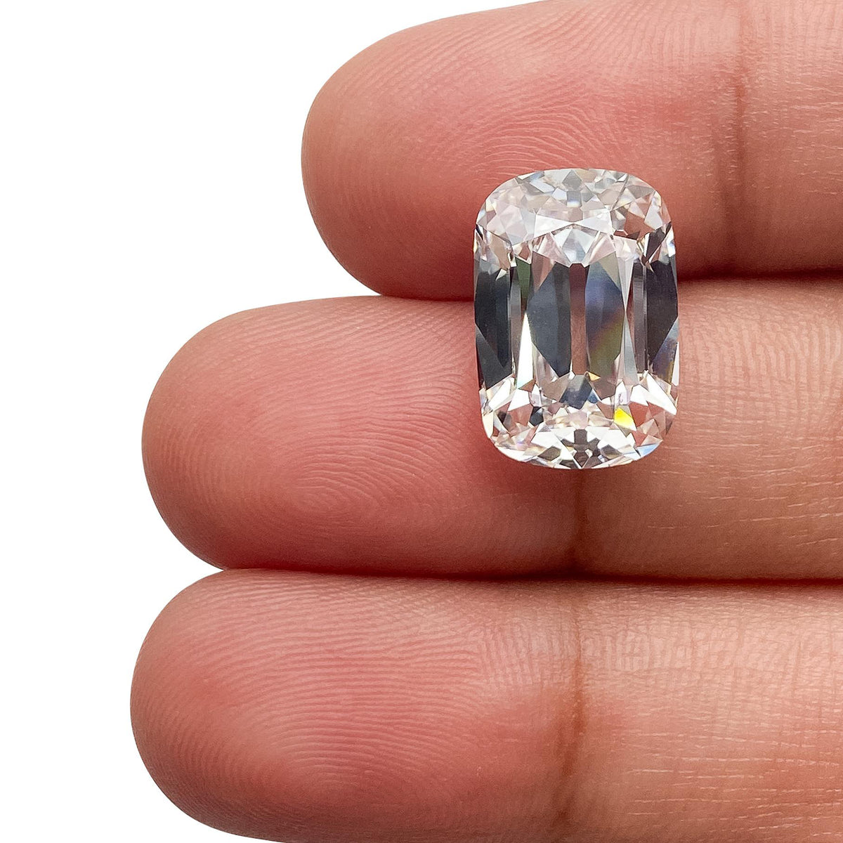7.06ct | F/VVS2 Cushion Shape Old Mine Cut Lab Diamond (IGI)