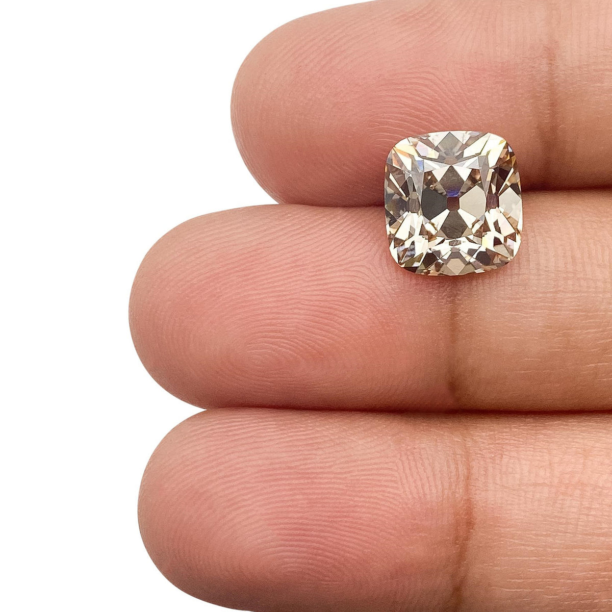 3.67ct | Q-R/VS1 Champagne Cushion Shape Old Mine Cut Lab Diamond (IGI)-LITHOS Diamond