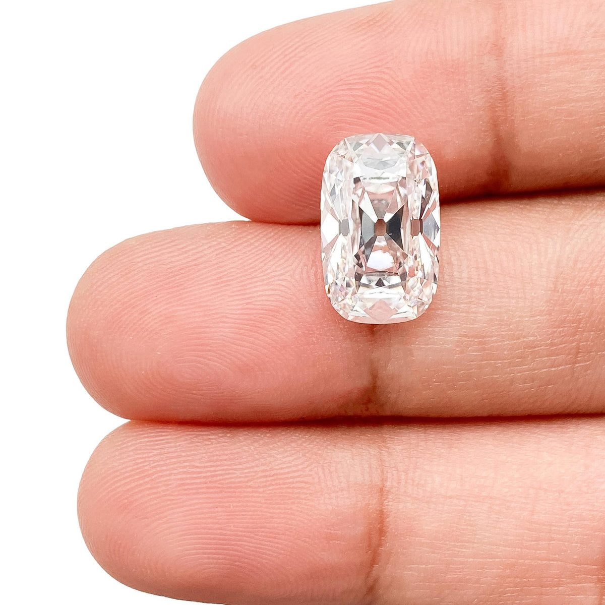 4.13ct | E/VVS2 Antique Cushion Shape Old Mine Cut Lab Diamond (IGI)
