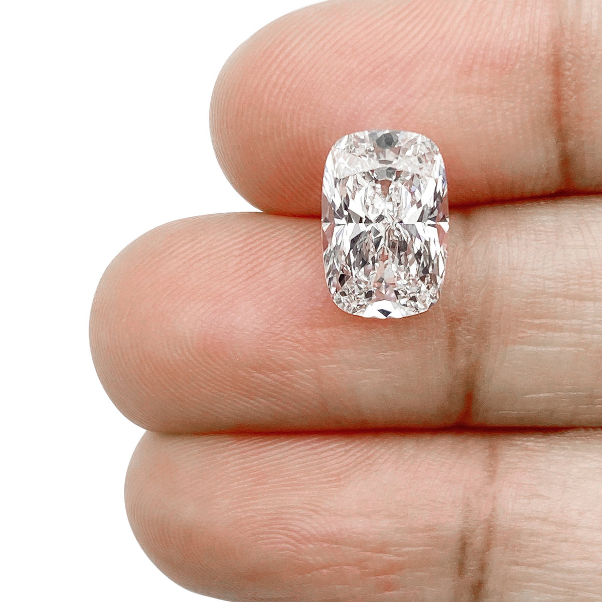 2.41ct | E/VS1 Cushion Shape Brilliant Cut Lab Diamond (IGI)-LITHOS Diamond
