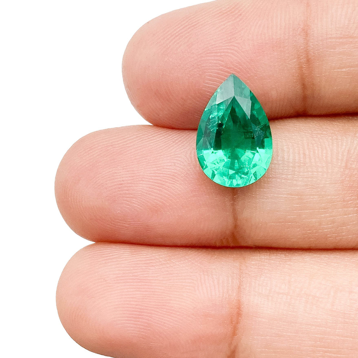 3.11ct | Brilliant Cut Pear Shape Lab Emerald