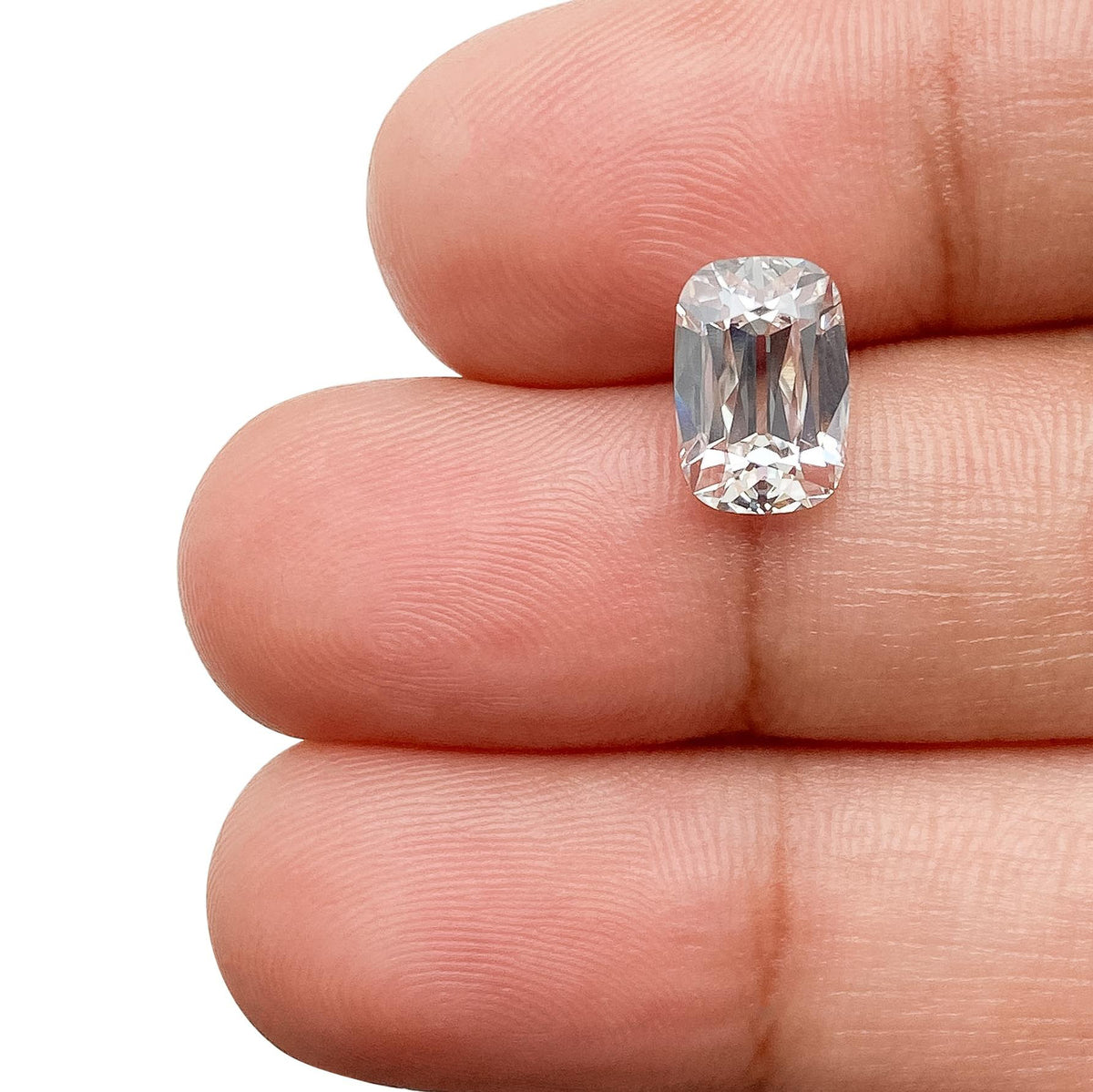 1.93ct | F/VVS2 Cushion Shape Old Mine Cut Lab Diamond (IGI)