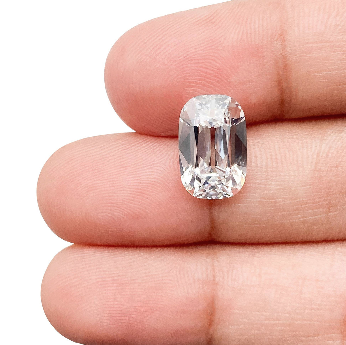 4.02ct | E/VVS2 Cushion Shape Old Mine Cut Lab Diamond (IGI)