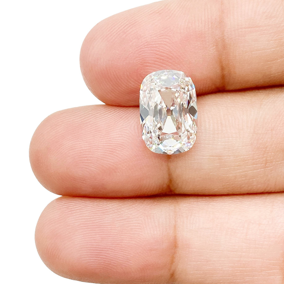 4.09ct | F/VVS2 Cushion Shape Old Mine Cut Lab Diamond (IGI)