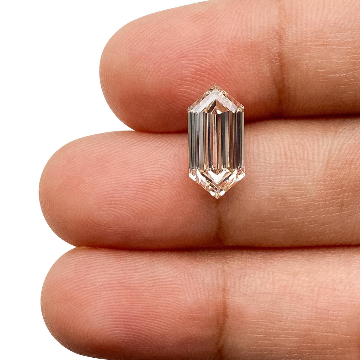 2.87ct | M/VS1 Champagne Hexagon Shape Step Cut Lab Diamond (IGI)-LITHOS Diamond