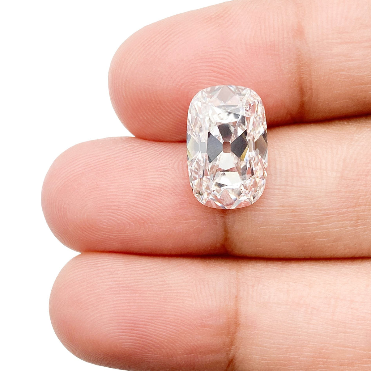 4.75ct | F/VS1 Antique Cushion Shape Old Mine Cut Lab Diamond (IGI)