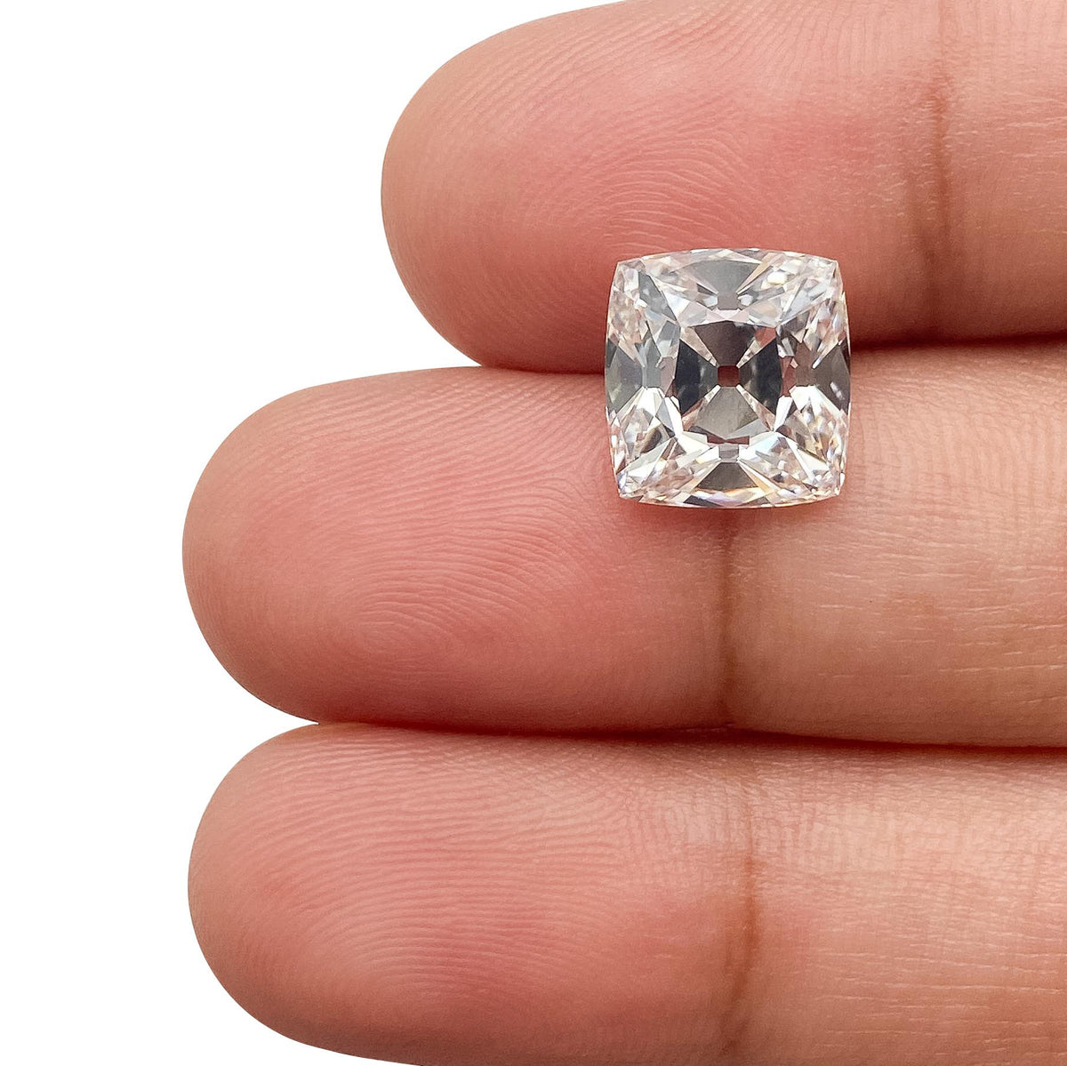 3.91ct | F/VVS2 Cushion Shape Peruzzi Cut Lab Diamond (IGI)