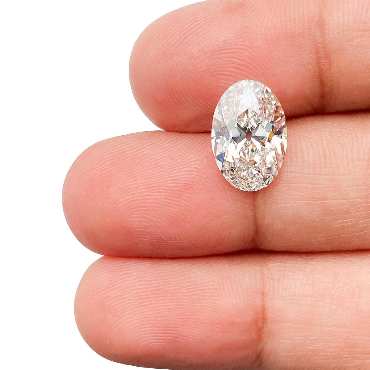 3.25ct | F/VVS2 Oval Shape Old Mine Cut Lab Diamond (IGI)