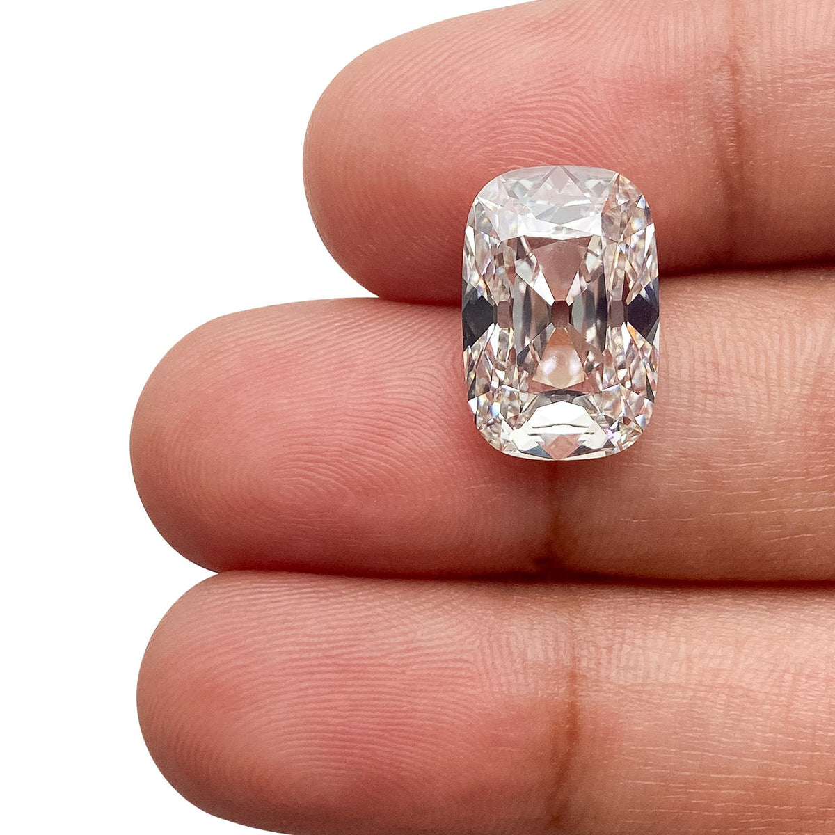 6.14ct | F/VS1 Cushion Shape Old Mine Cut Lab Diamond (IGI)