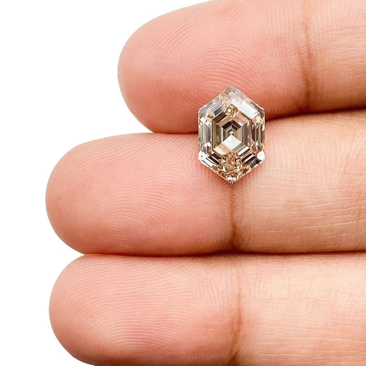 2.56ct | Light Brown/VVS2 Hexagon Step Cut Lab Diamond (IGI)-LITHOS Diamond