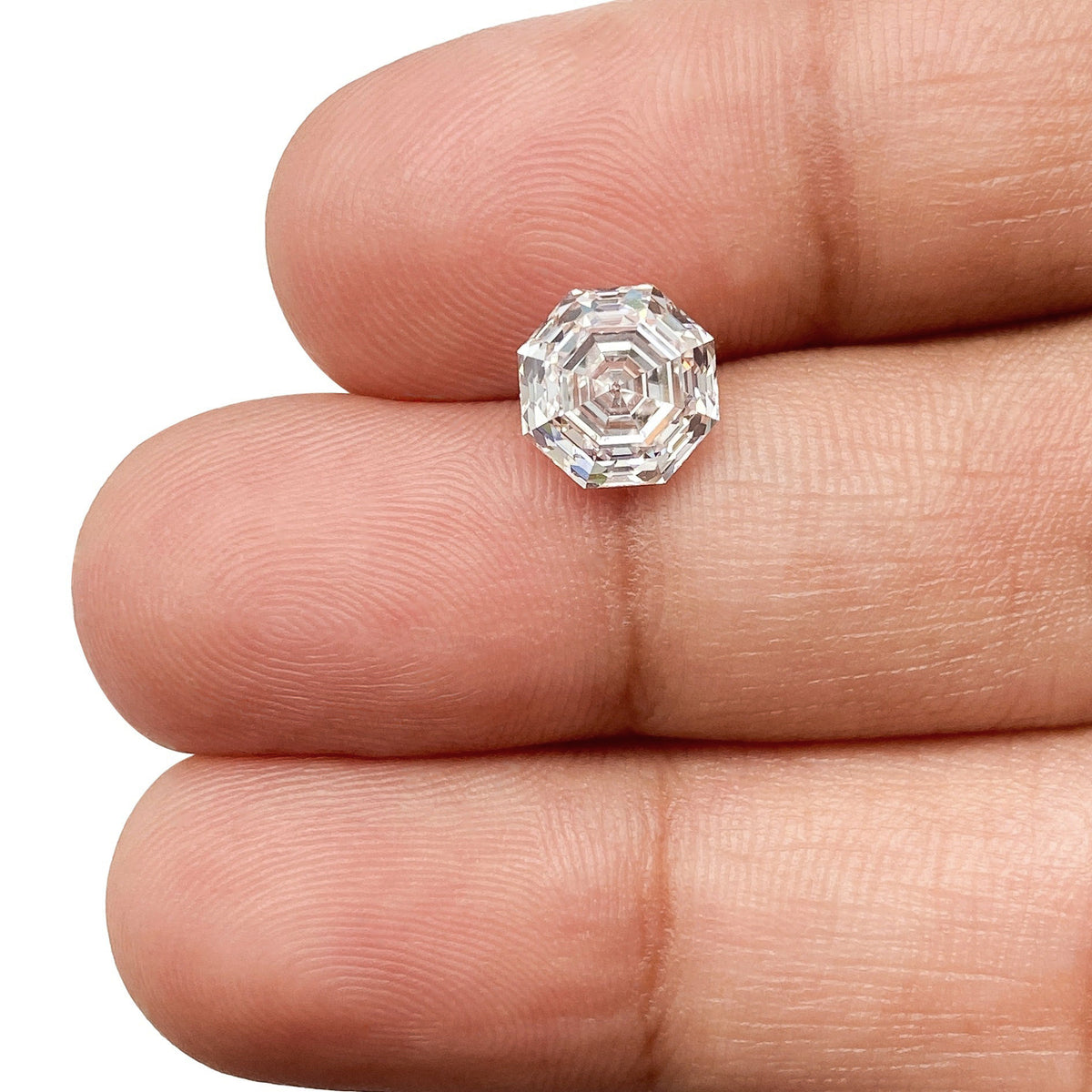 2.05ct | E/VVS2 Octagon Shape Step Cut Lab Diamond (IGI)-LITHOS Diamond
