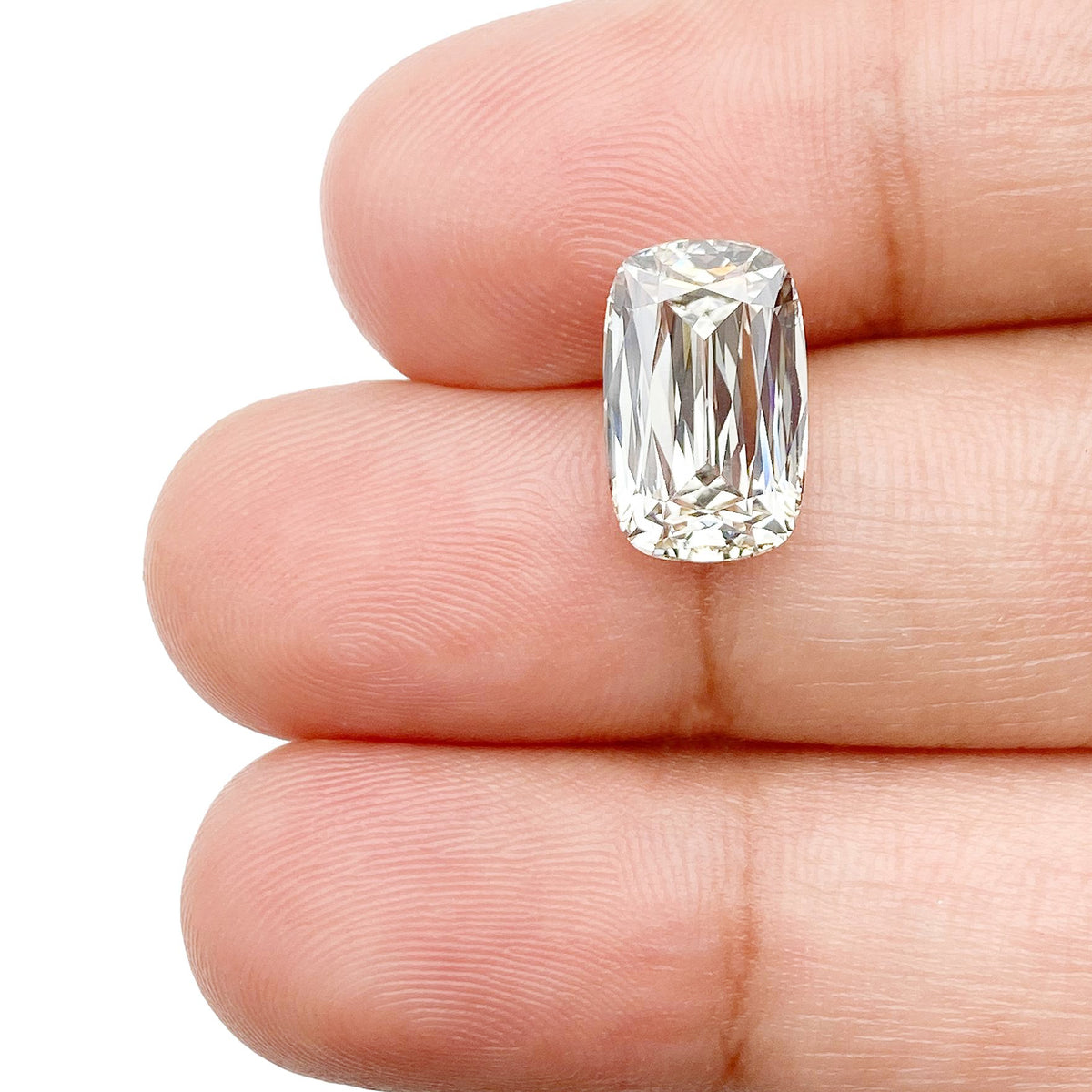 3.34ct | I/VS1 Cushion Shape Lattice Cut Lab Diamond (IGI)