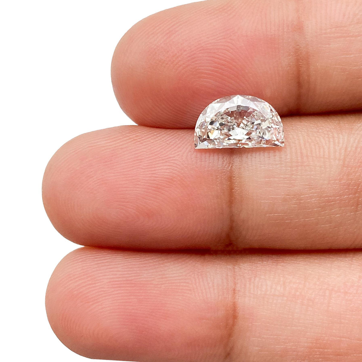 1.56ct | E/VS1 Half Moon Shape Brilliant Cut Lab Diamond (IGI)